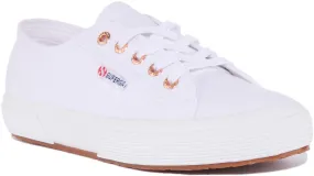Superga 2750 Cotu Zapatillas clásicas de lona con cordones para mujer en blanco
