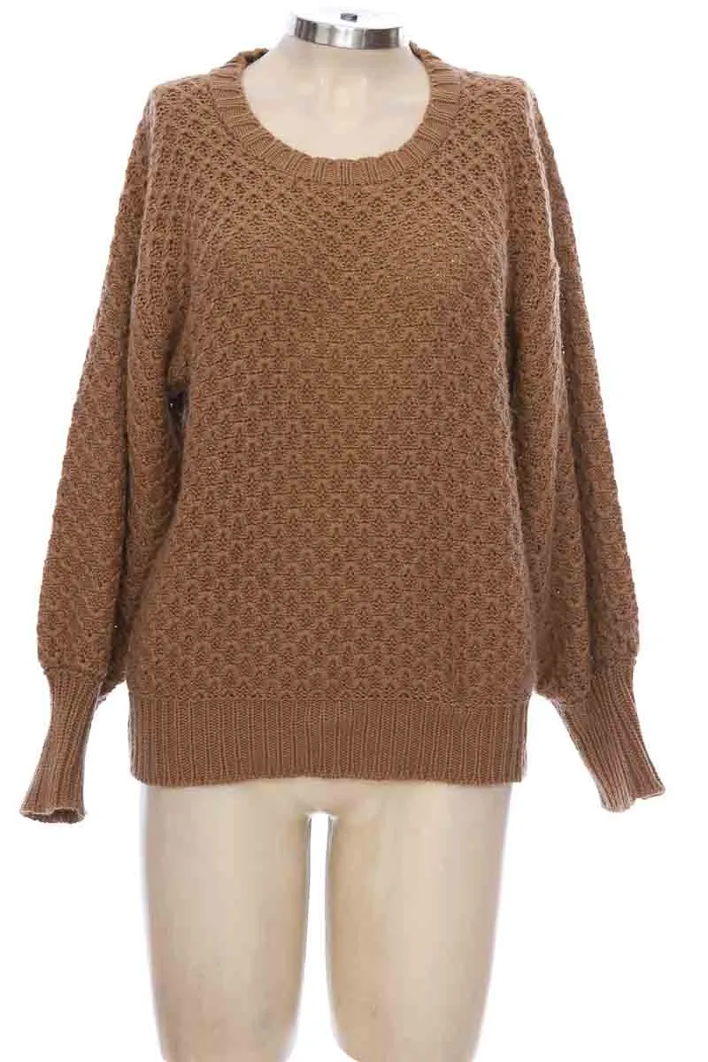 Sweater color Café - Closeando